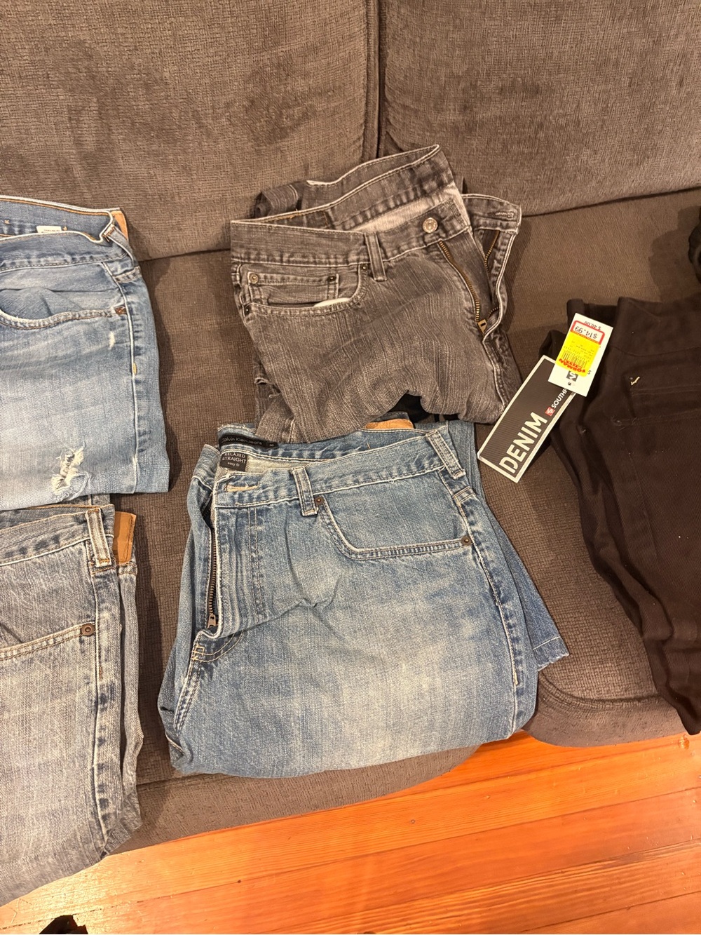 Men's Light Blue Denim Jeans - Classic Fit